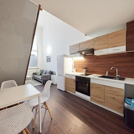 Block 96 Apartments Zlín Zewnętrze zdjęcie