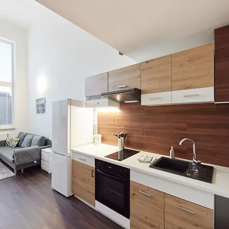 Block 96 Apartments Zlín Zewnętrze zdjęcie