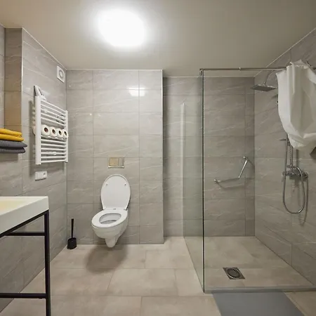 Block 96 Apartments Zlín Zewnętrze zdjęcie