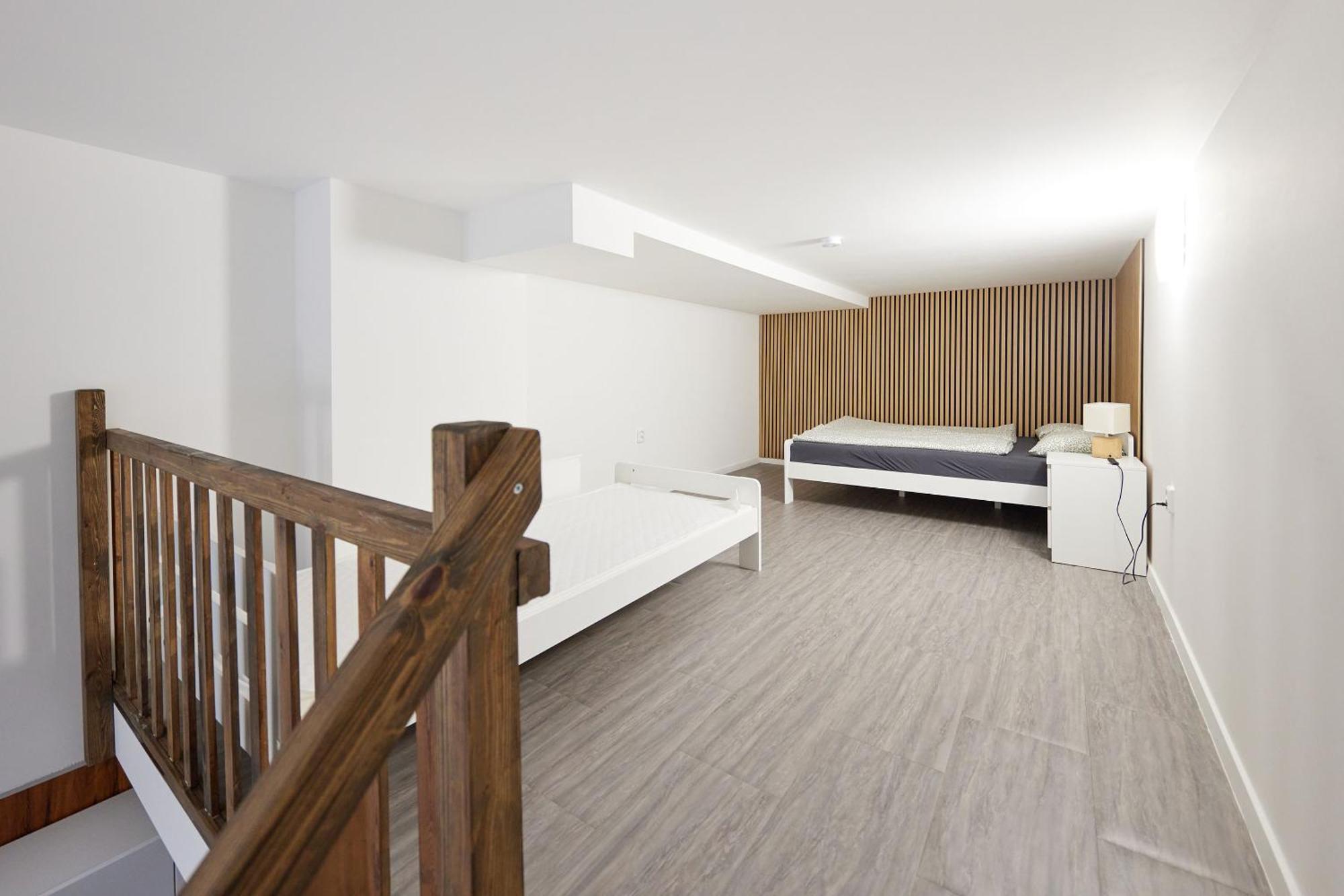 Block 96 Apartment *