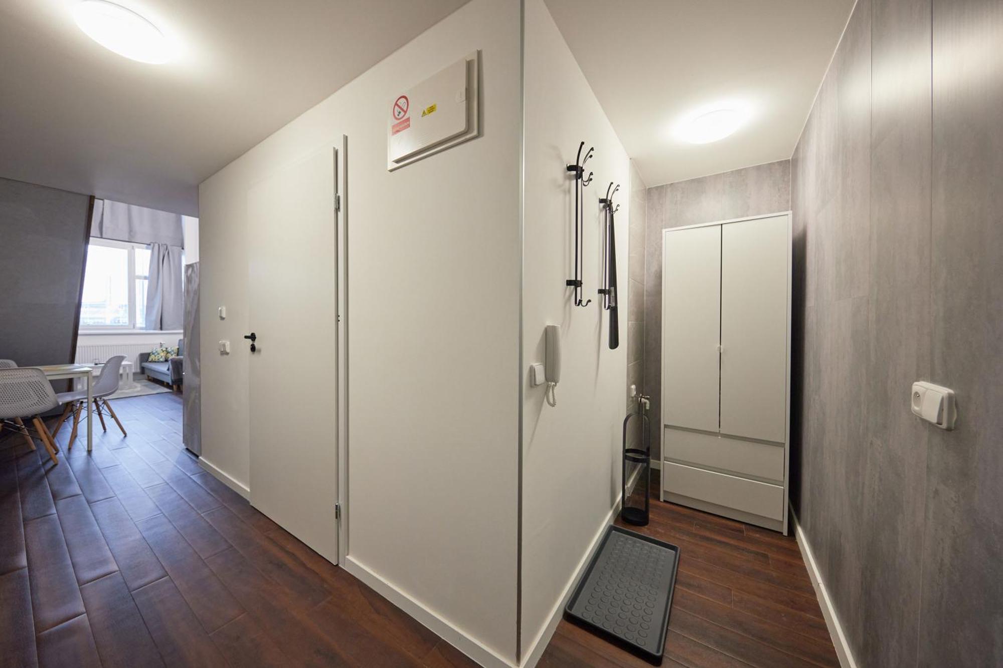 Block 96 Apartment *